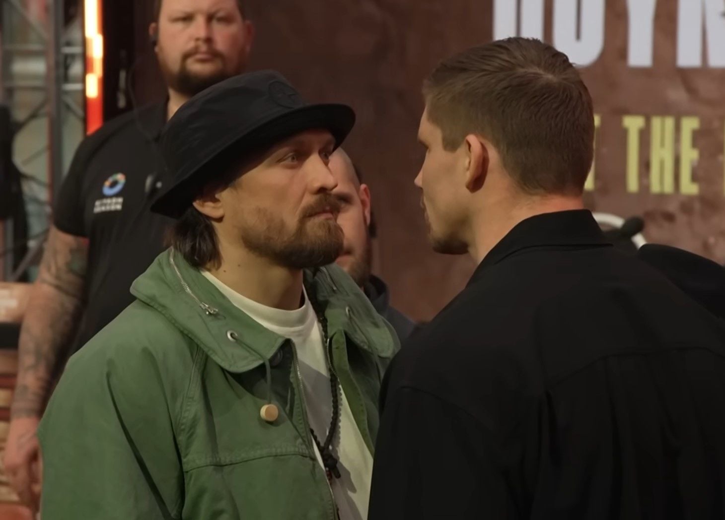 Известный супертяж пошел против всех и поставил на сенсацию в бою Усик – Верхувен