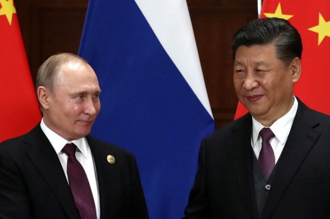 "Вже прокладено китайські траси", – Михайло Притула розповів про таємну операцію Китаю із захоплення РФ