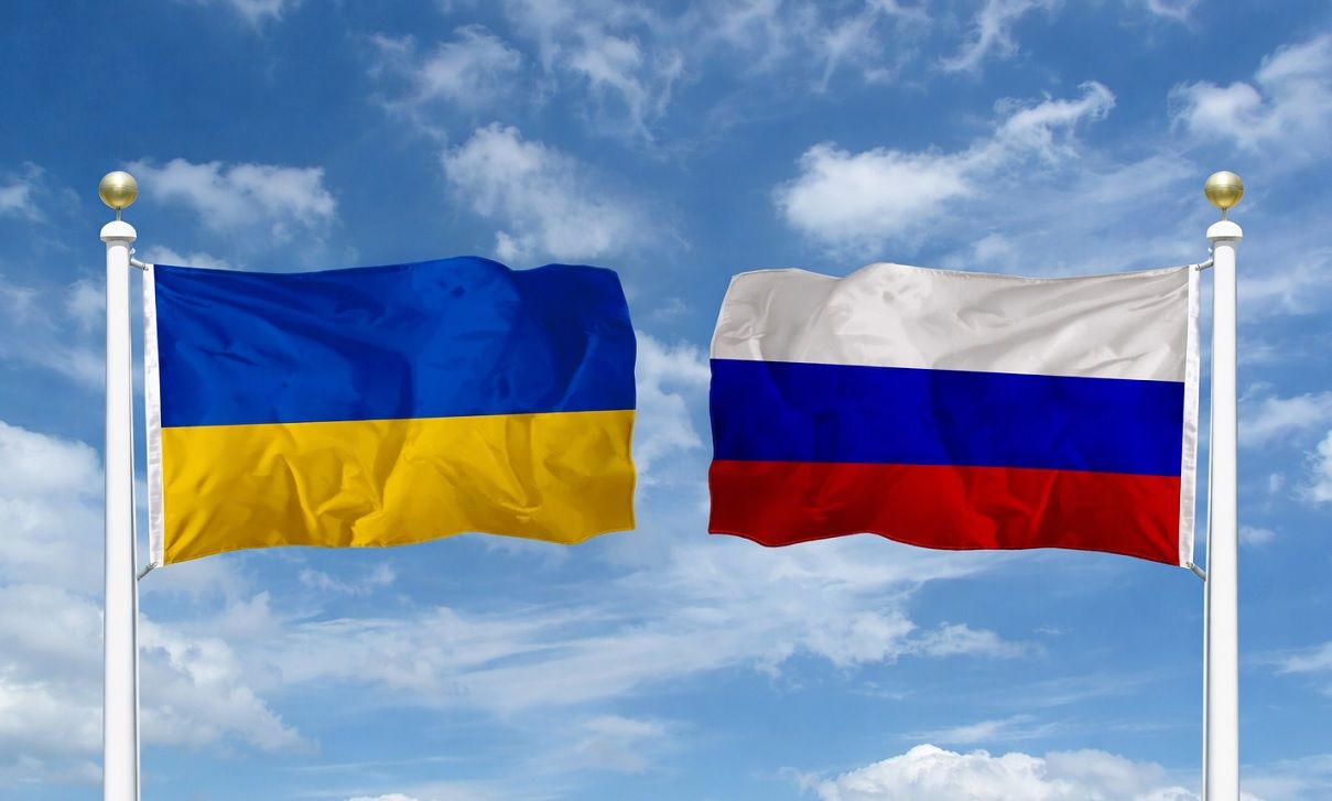 Война с Украиной вызвала в России "алкогольный психоз": такого не было больше 9 лет — The Telegraph