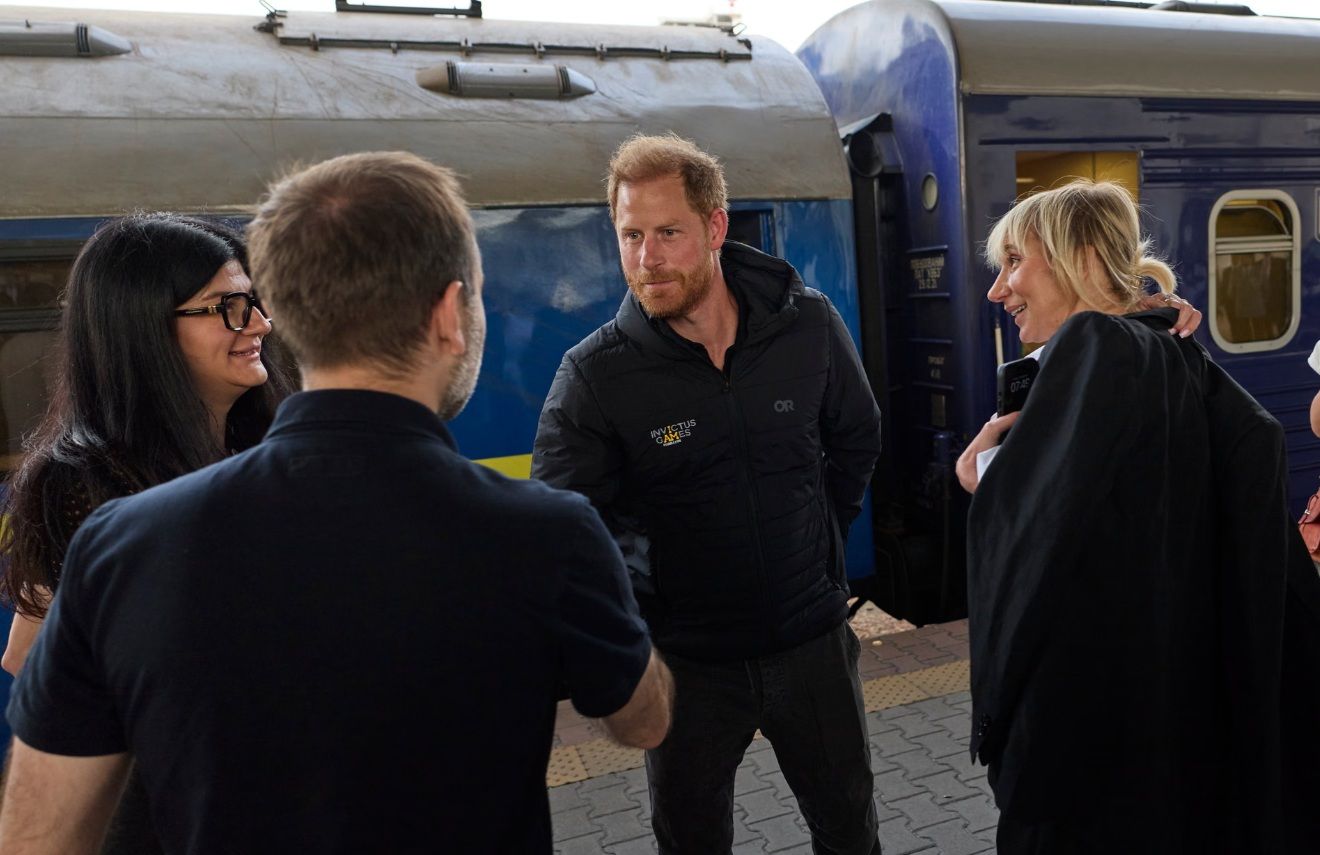 Принц Гарри неожиданно прибыл в Киев для участия в важных мероприятиях: "Приятно вернуться в Украину"