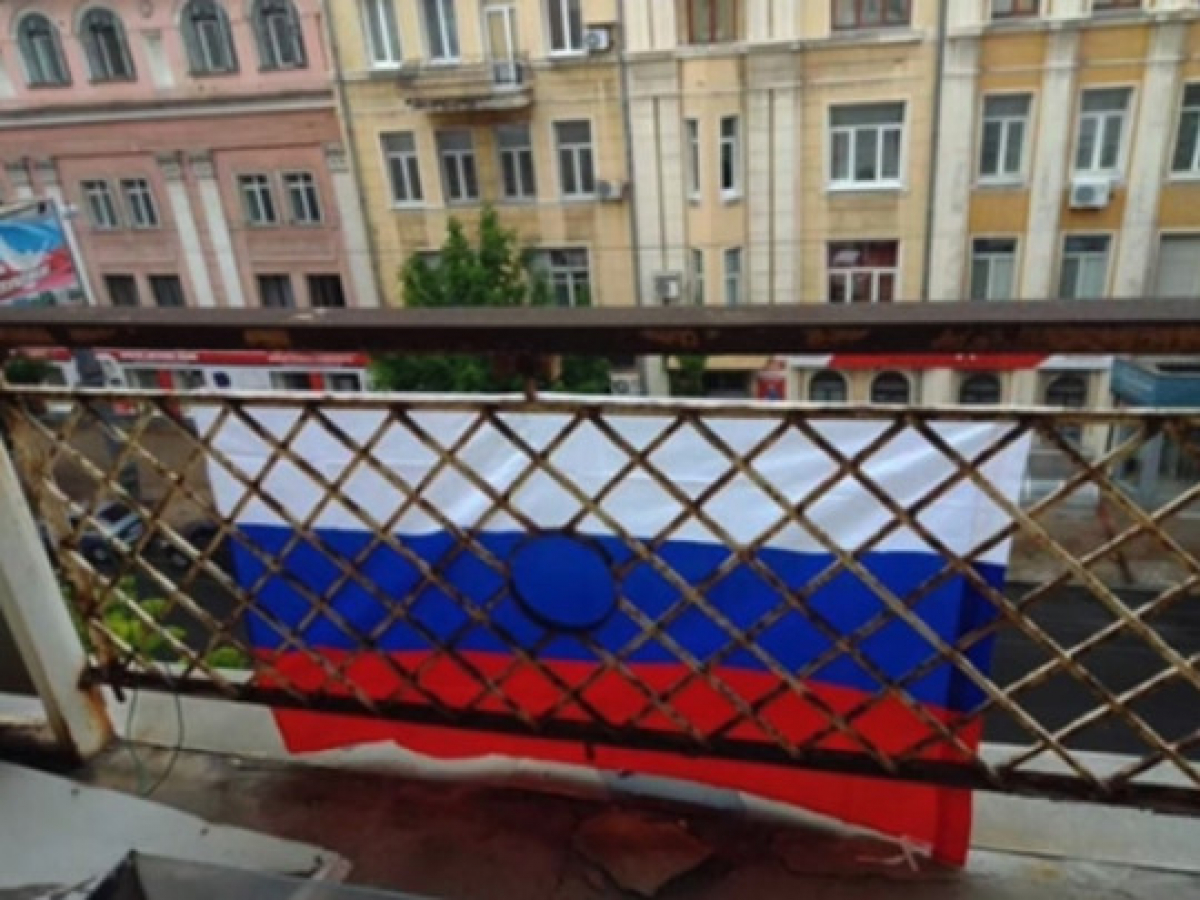Боевики выгнали из Донецка гражданку Испании, похищенную из-за флага РФ: иностранке дали всего 30 минут