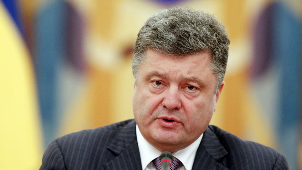 Петр Порошенко обратился к украинцам по поводу мира в Донбассе