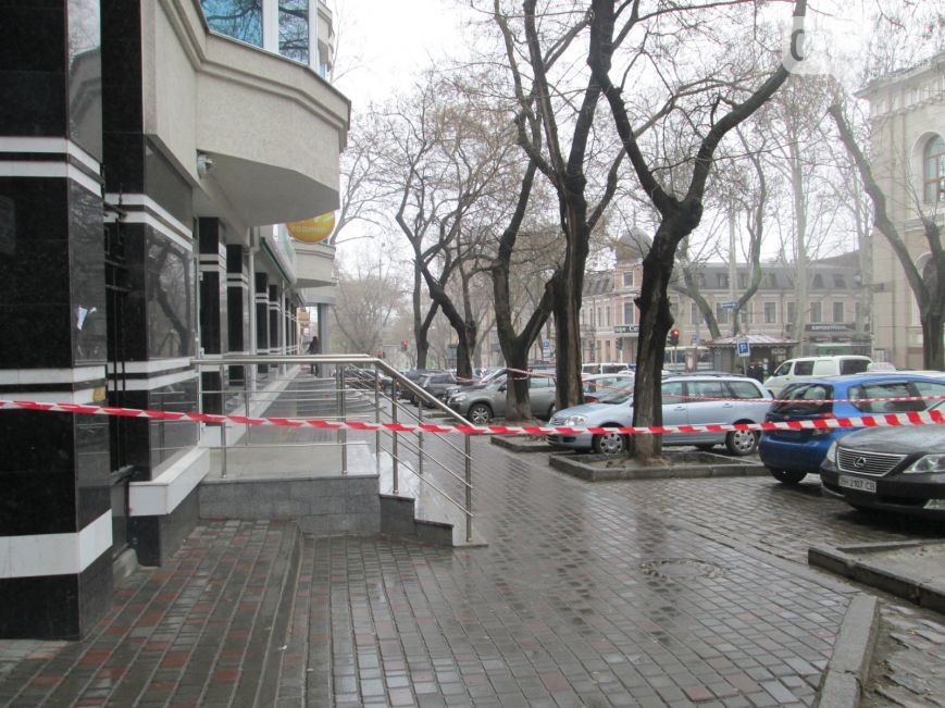В Одессе неизвестные угрожают масштабными взрывами: в городе заминировано несколько зданий