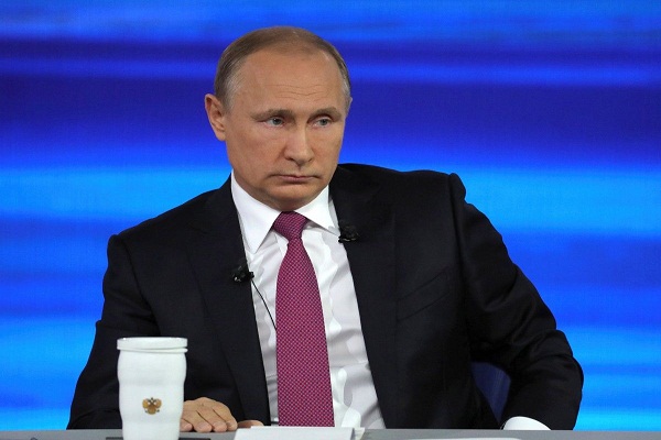 Пока не наиграется: политолог Фесенко назвал причины, по которым Путин не начинает масштабное вооруженное вторжение 