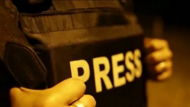 "МВД ЛНР" приказали задержать, обыскать и припугнуть иностранных журналистов