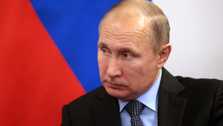 "Льете в уши про "авторитет"", - российские пользователи Сети отреагировали на "козыри" Путина, приписанные Пушковым