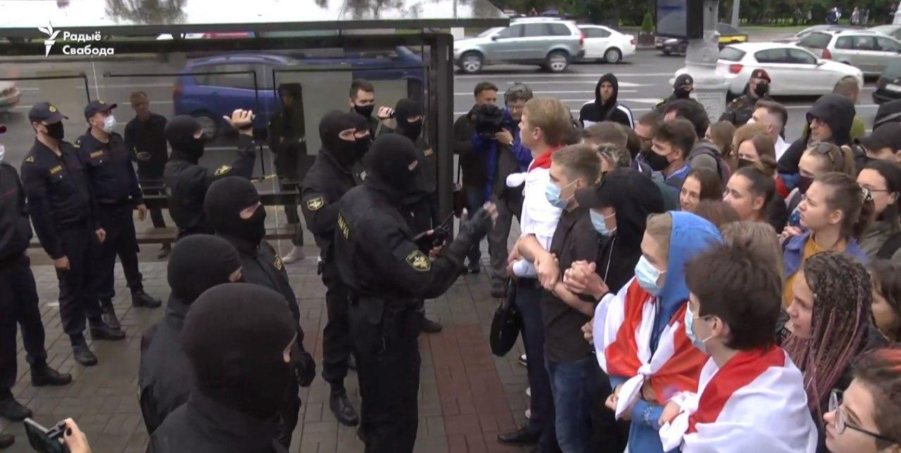 В Беларуси студенты вышли на протест – начались массовые задержания