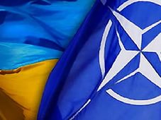 Кравчук призвал Порошенко провести референдум о вступлении Украины в НАТО
