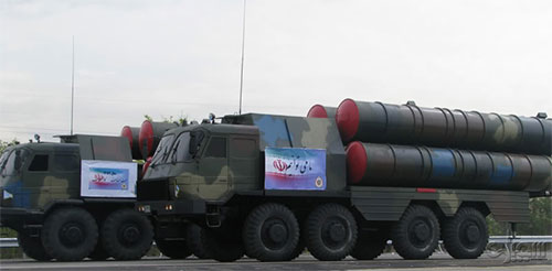 На военном параде в Иране показали систему ПВО "Бавар-373" - аналог российской С-300