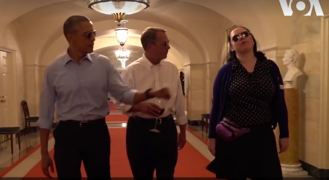“Обамакер – супер!": Обама взорвал Сеть роликом о расставании с Овальным кабинетом (кадры)