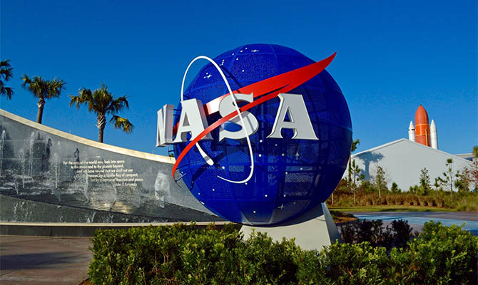 В NASA озвучили стоимость путевки на МКС для космических туристов