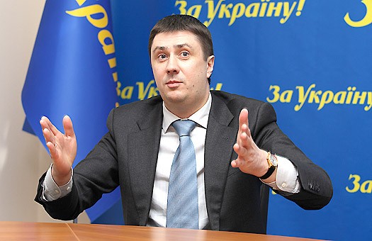 Министр культуры Украины будет вести ночное шоу на ТВ