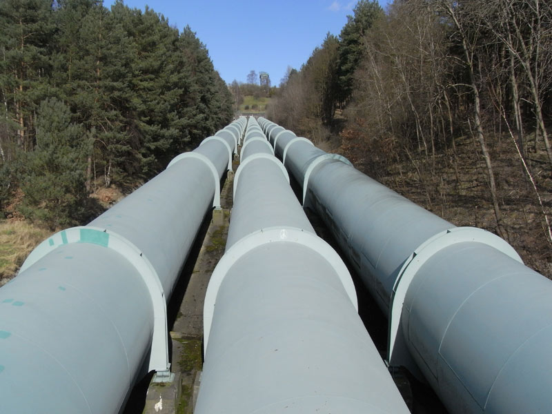 Российские СМИ раскопали то, что тщательно скрывалось "наверху": монополист "Газпром" загадочным образом "потерял" в Ленинградской области газопровод за  2 миллиарда