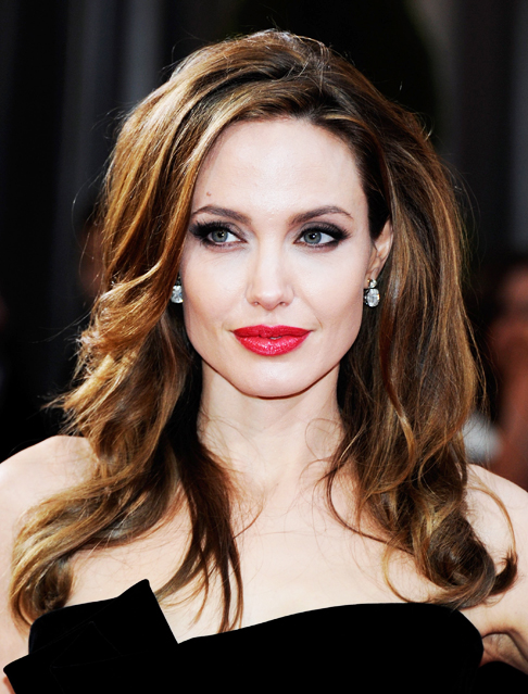 Анджелина Джоли станет режиссером блокбастера