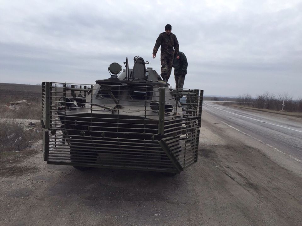 Начальник ГУМВД в Донецкой области ​"пригнал" в Мариуполь боевую разведмашину