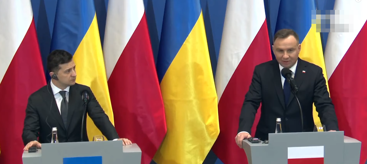 "Мы требуем", - президент Польши Дуда сделал обращение на встрече с Зеленским