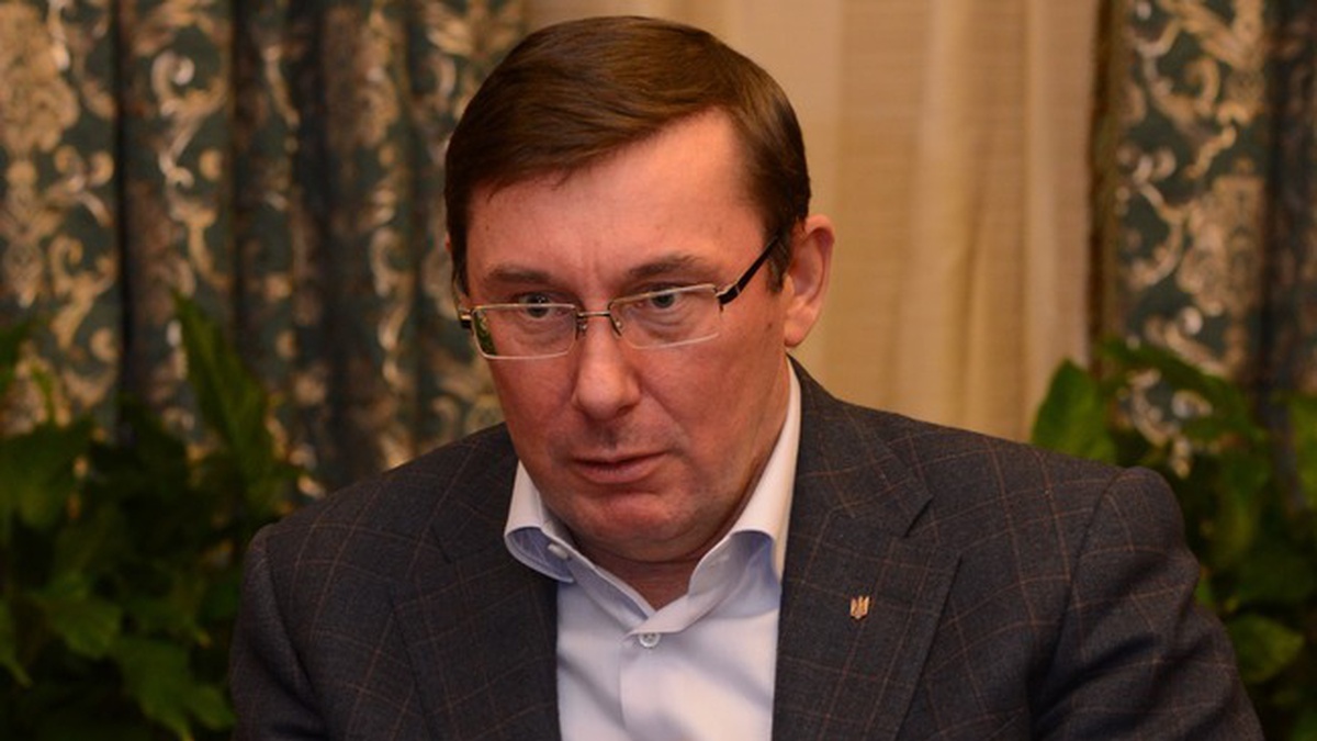 Луценко может обвинить в госизмене Гриценко и других экс-министров