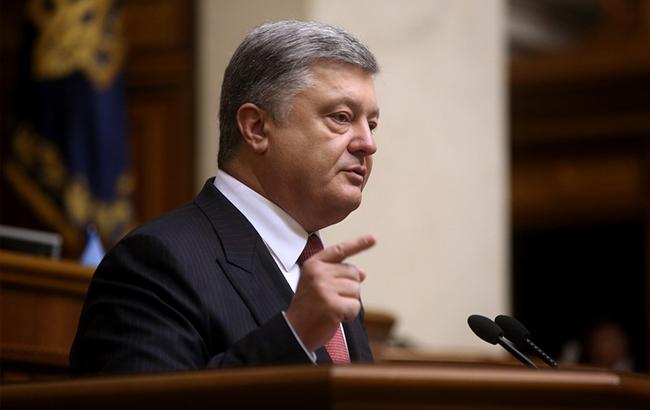 Порошенко рассказал, какой  представляет будущее объединенной Украинской православной церкви