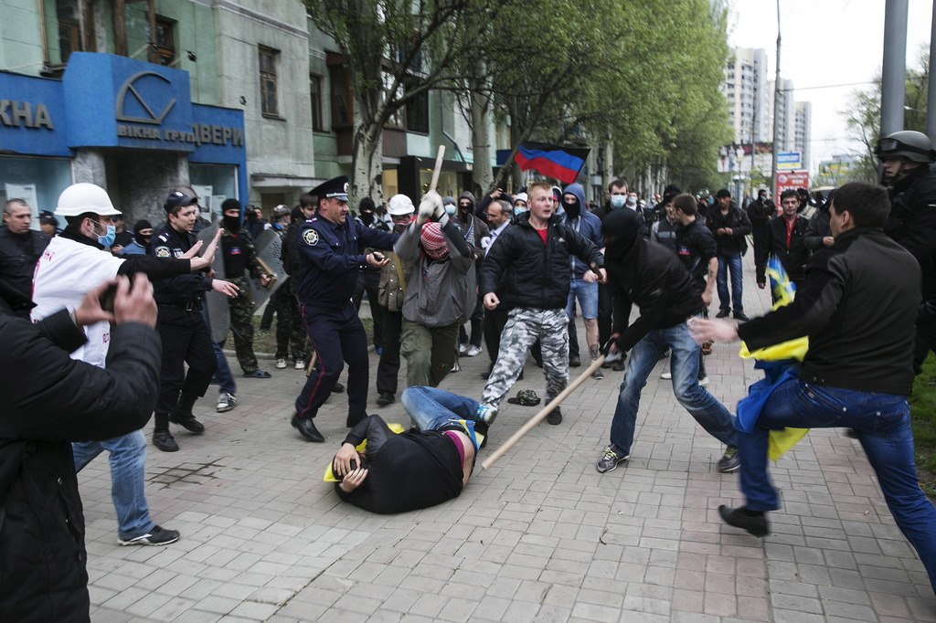 Мы никогда не забудем, кто виноват в тысячах смертей в Донбассе и кто должен нести ответственность - Денис Казанский 