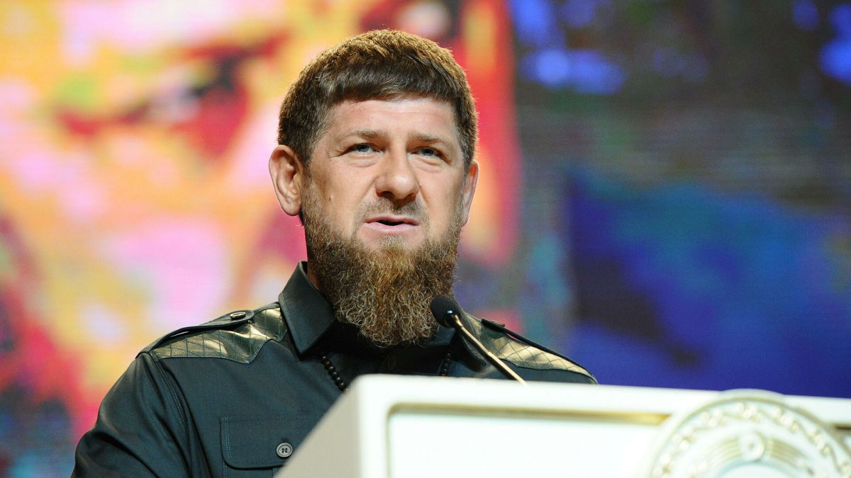 Кадыров отправляет на войну в Украину 10 000 "кадыровцев": глава Чечни обратился к Зеленскому