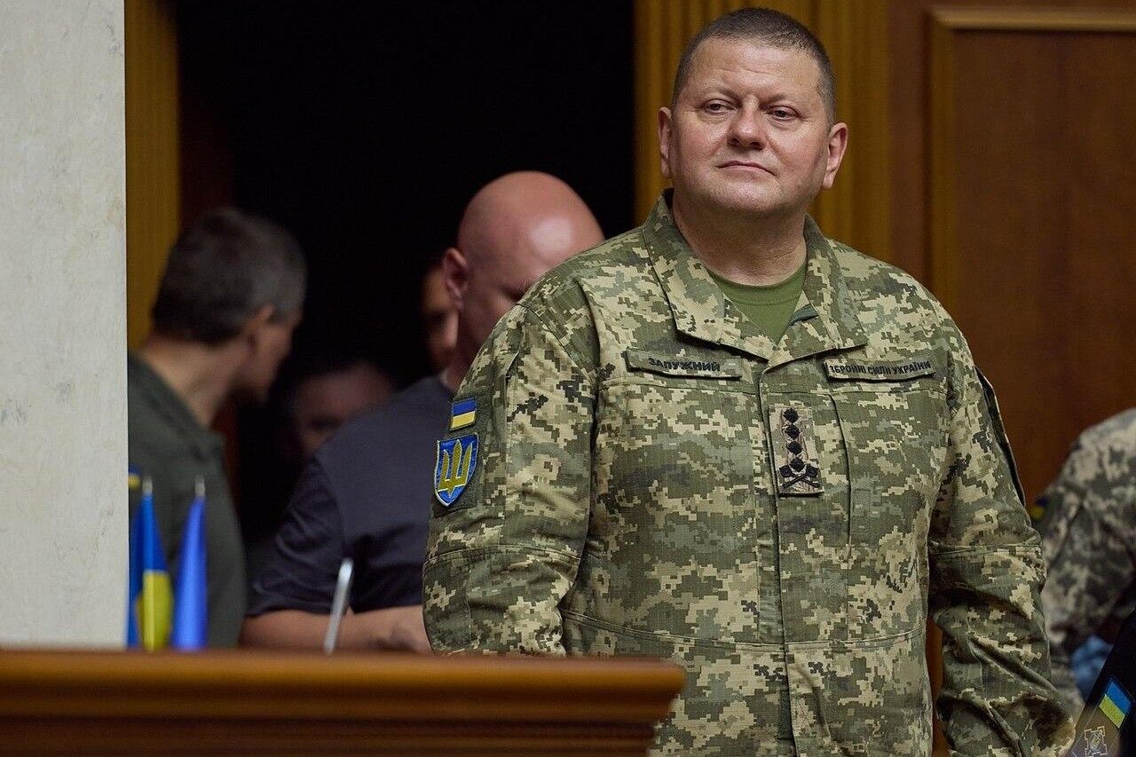 ​"С юбилеем, Батя", - Украина поздравляет своего "Железного генерала" Залужного