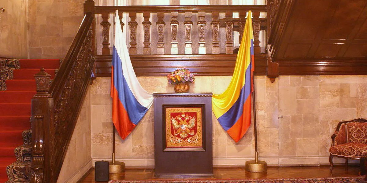 Колумбия объявила персонами нон грата двух дипломатов РФ: озвучены причины