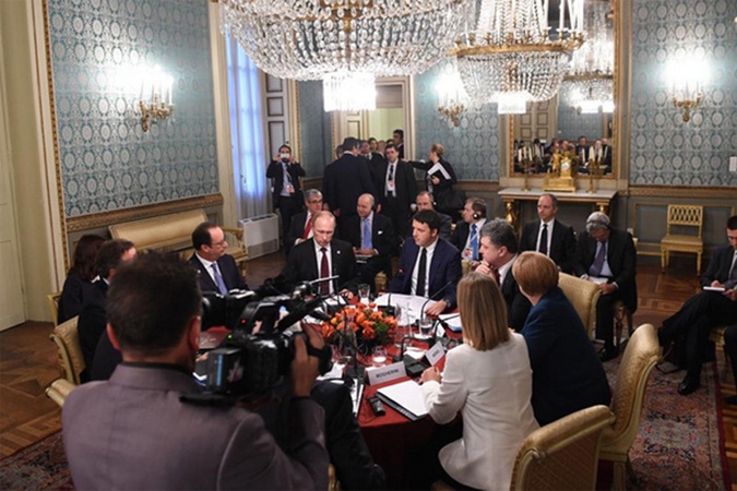 ​«Миланская встреча» не вселила в Порошенко надежду на скорый мир