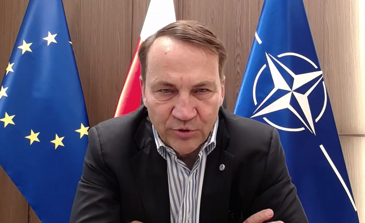 Китай может заставить Путина убраться из Украины, но не делает это по одной причине – Сикорский 
