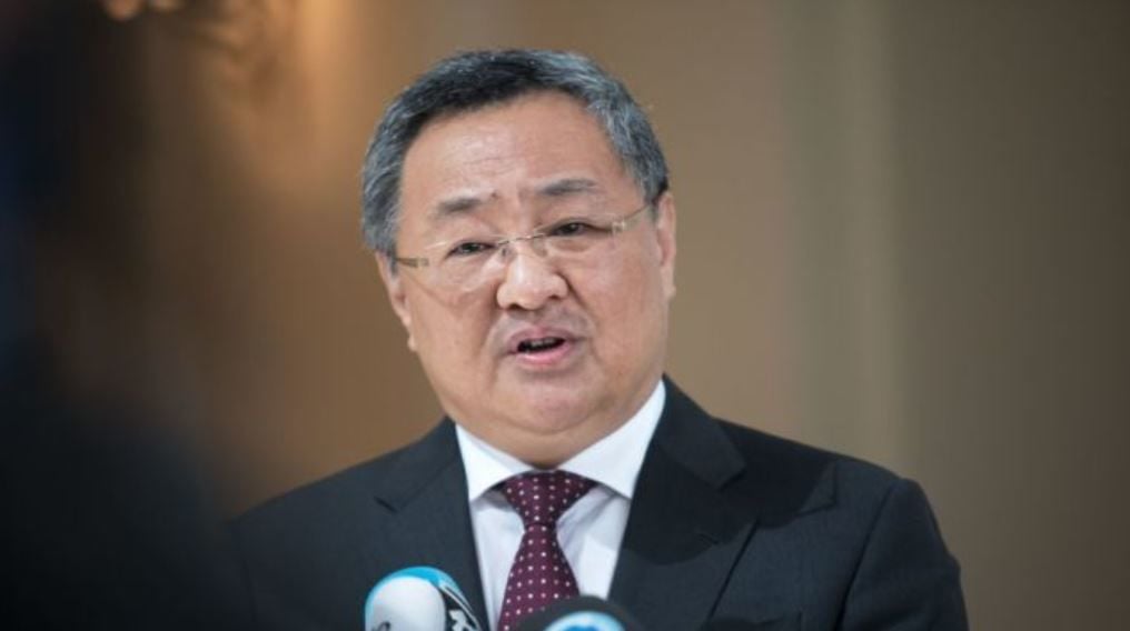 Посол Китая в ЕС наконец назвал причину нейтралитета Пекина в войне РФ против Украины