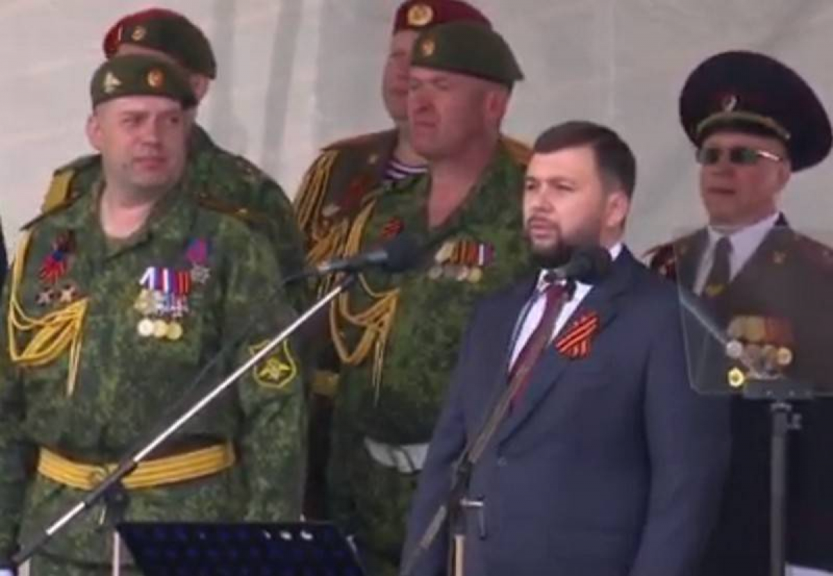 Жители Донецка и Луганска высказались о парадах Победы в "Л/ДНР": "​Смотрятся, мягко говоря, странно"