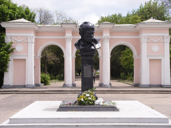 В аннексированном Крыму почтили память Кобзаря 