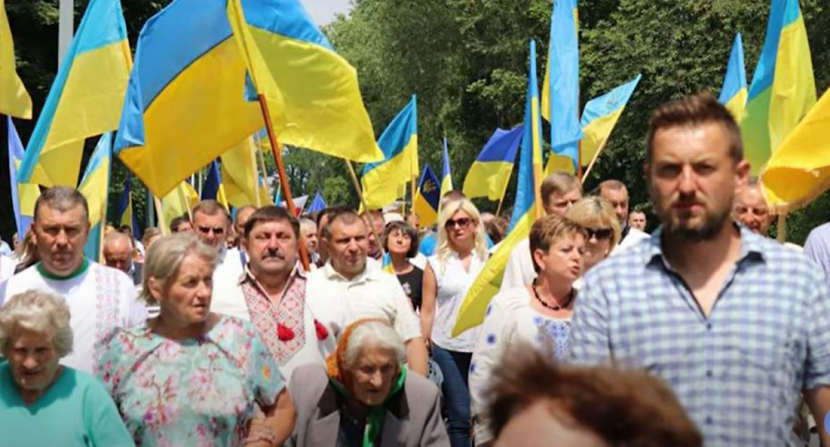Украинцы ответили на предложение "перемирия" Косачева: "Донбасс и Крым не простим"