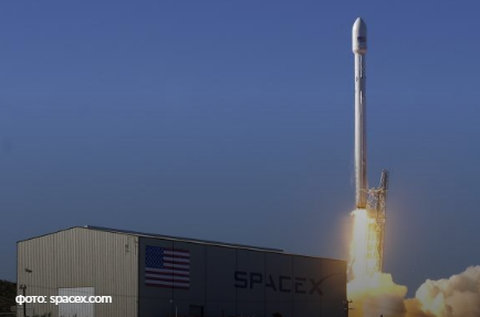 SpaceX после прошлогоднего масштабного взрыва успешно запустил ракету