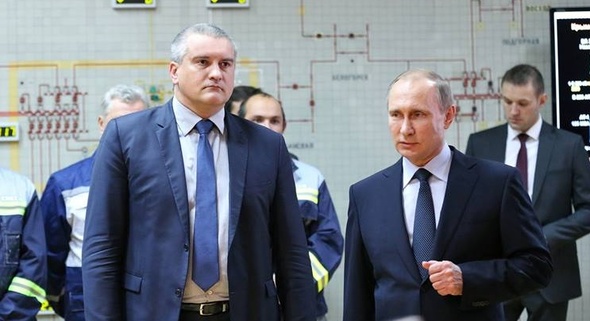 "Солдат президента" Аксенов хочет, чтобы Путин стал диктатором, а Россия – монархией