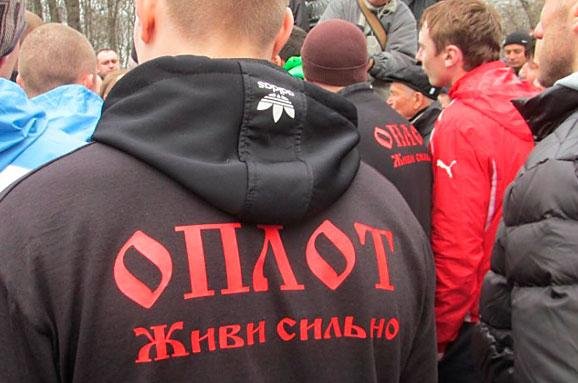 В Донецке «Оплот» занялся охраной общественного порядка