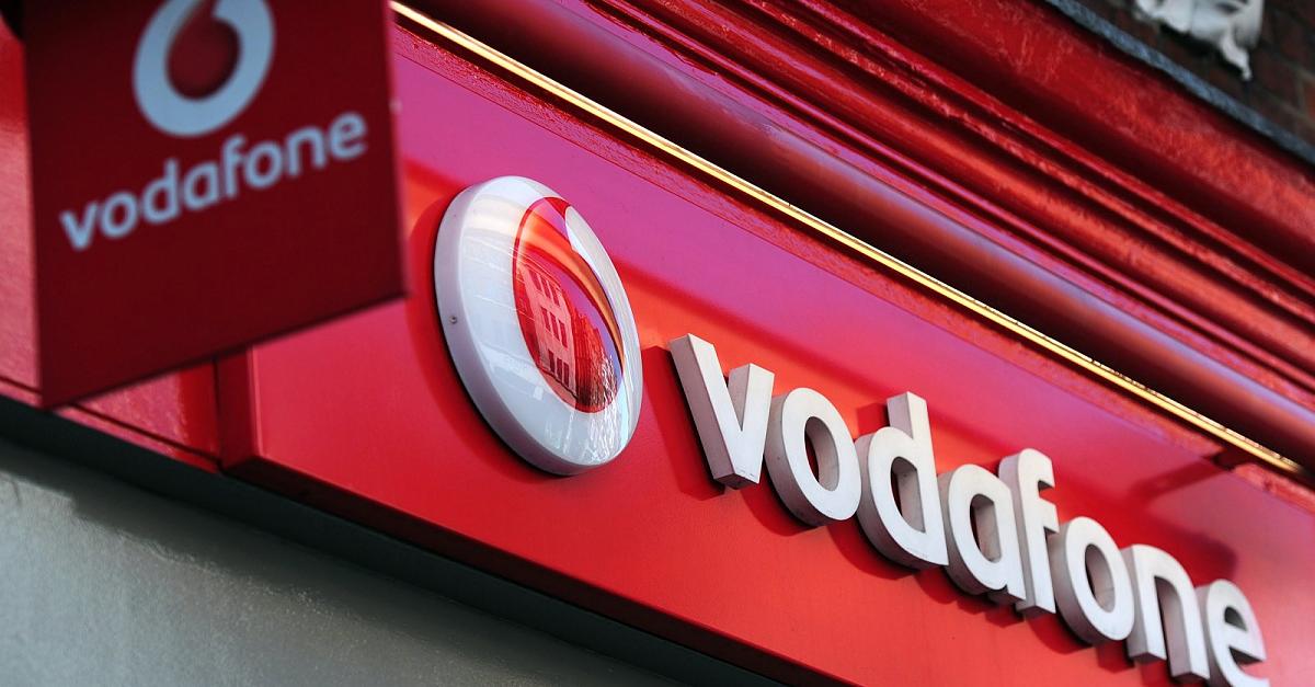 Жителям оккупированного Донбасса обещают восстановить мобильную связь: Vodafone озвучил СЦКК главное условие по ремонту кабеля