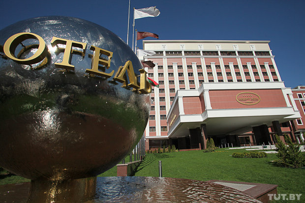 ​Встреча контактной группы по Украине пройдет в лучшем отеле Минска