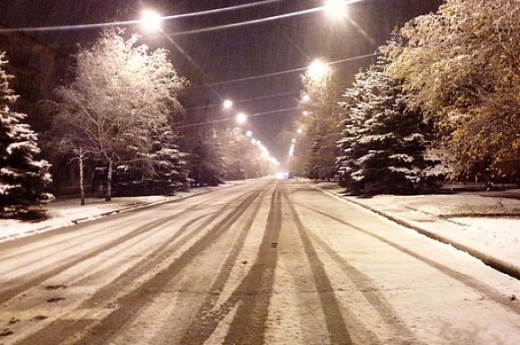 Мощный снегопад в Краматорске и снежные сугробы до 5 сантиметров: в Сети появилось впечатляющее видео