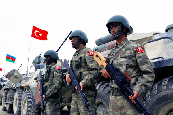 В Турции определили цели новой мощнейшей военной операции в Сирии: "Похороним террористов в их же окопах"