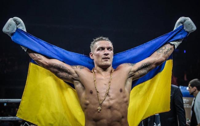 "Стоит задуматься о натурализации Усика", - украинский боксер может получить российское гражданство