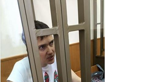 Фейгин показал, как выглядит Савченко перед оглашением приговора
