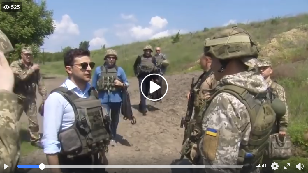 Таким Зеленского украинцы еще не видели: появилось видео поездки президента на фронт - что произошло