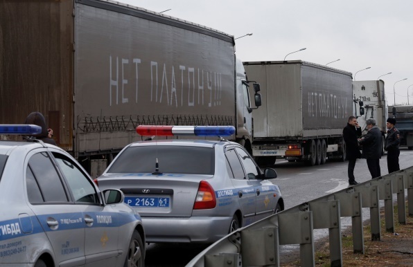Дальнобойщики с курсом на Москву ждут жесткого противодействия со стороны правоохранителей