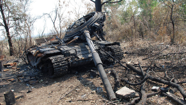 Порошенко: В ходе АТО уничтожено 65% украинской военной техники