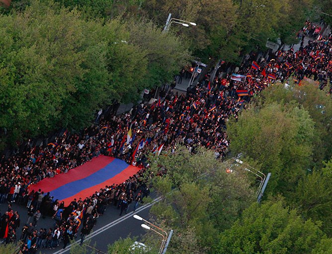 В Германии согласны называть массовое убийство армян геноцидом