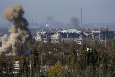 Горсовет Донецка: Периодически в районах города слышны залпы из тяжелых орудий