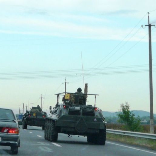 Видео: военная техника движется в сторону Мукачево