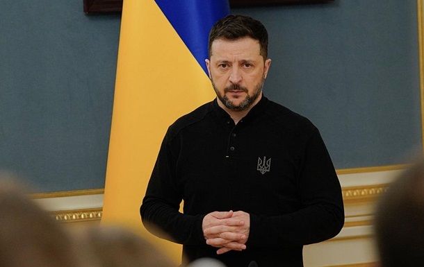 Зеленский отреагировал на удар ВС РФ по Марганцу: "Украина настаивает на прекращении огня" 