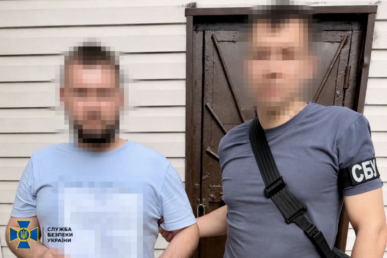 Правоохранители задержали коллаборанта, работавшего на оккупационную администрацию РФ в Купянском районе