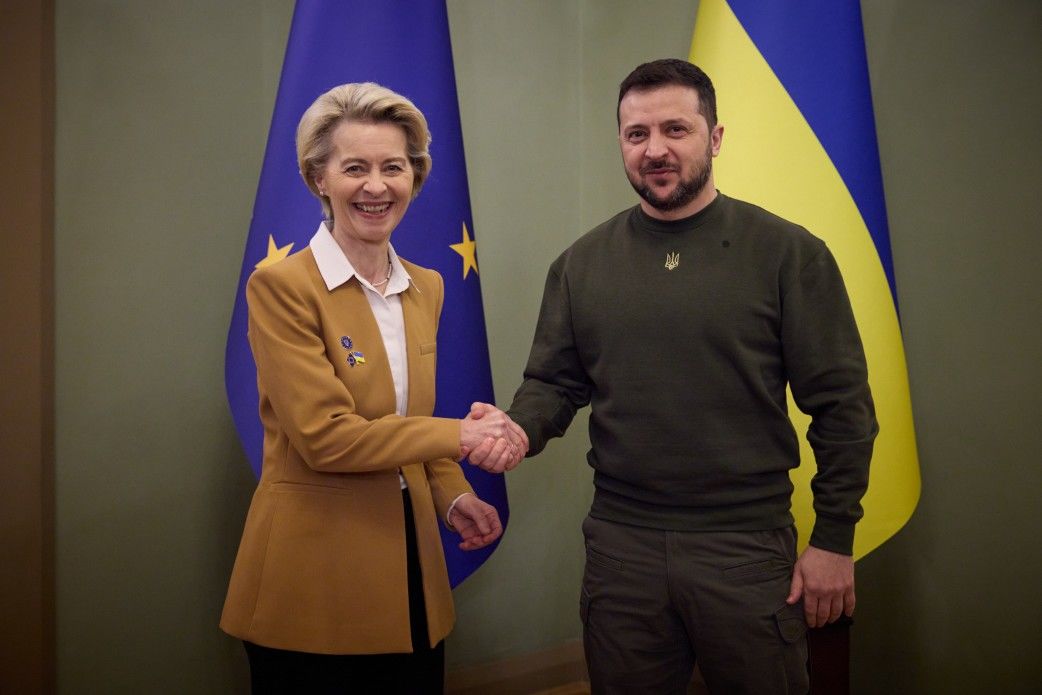 Исторический успех: Еврокомиссия официально рекомендовала начать переговоры о вступлении Украины в ЕС